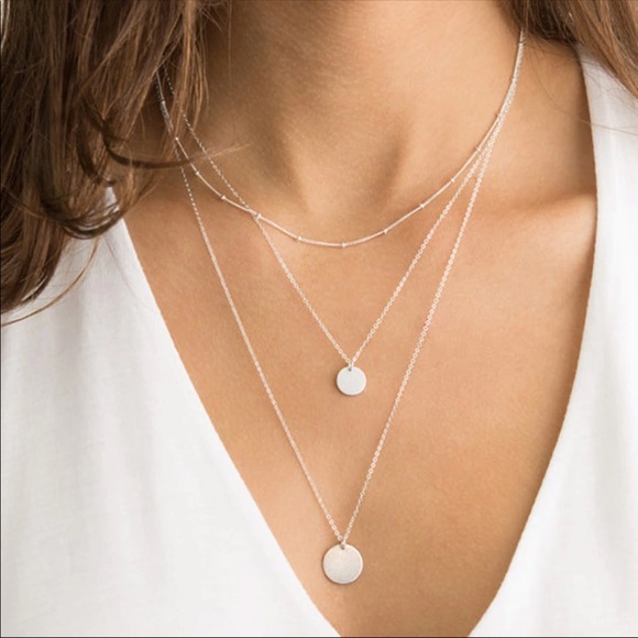 Jewelry - Silver Layered Disc Necklace
